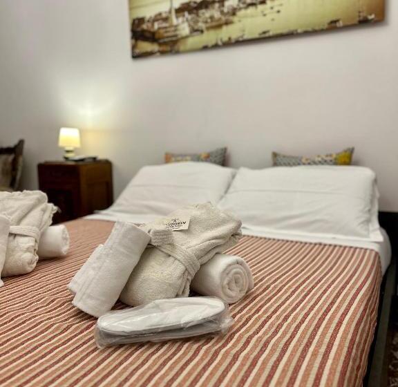 اتاق استاندارد با تخت بزرگ, Antiquarium Messina