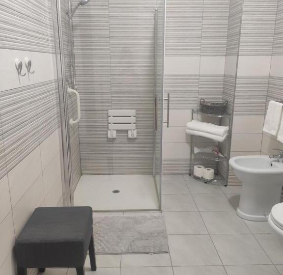 חדר סטנדרט מותאם לאדם עם מוגבלויות, Il Labirinto