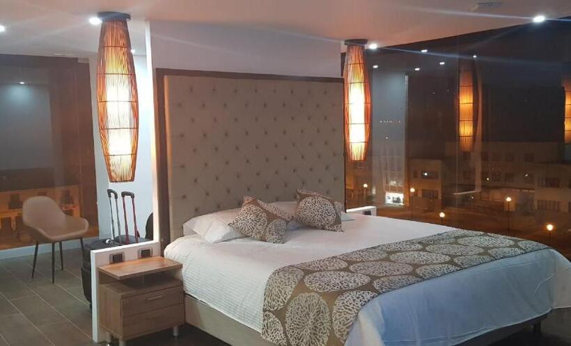 Люкс Deluxe Кровать Кинг, Amiraty