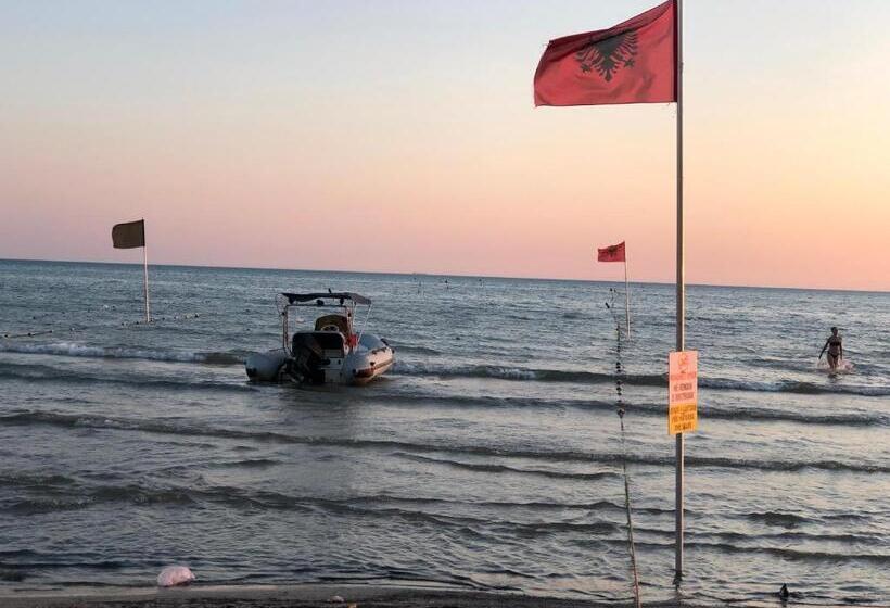 اتاق استاندارد, Guest House Murati