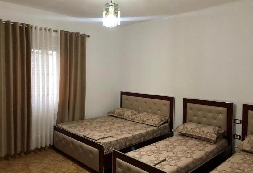 اتاق خانوادگی, Guest House Murati