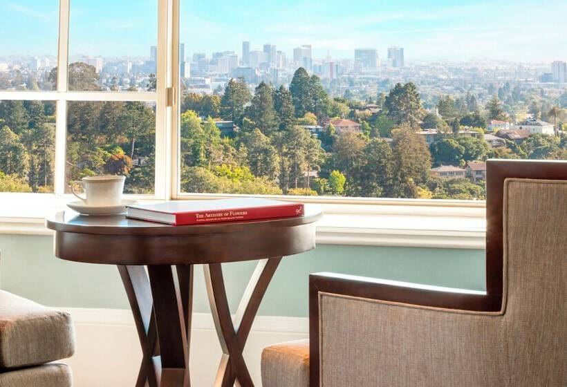 带2个双人床的标准工作室, Claremont Resort & Club