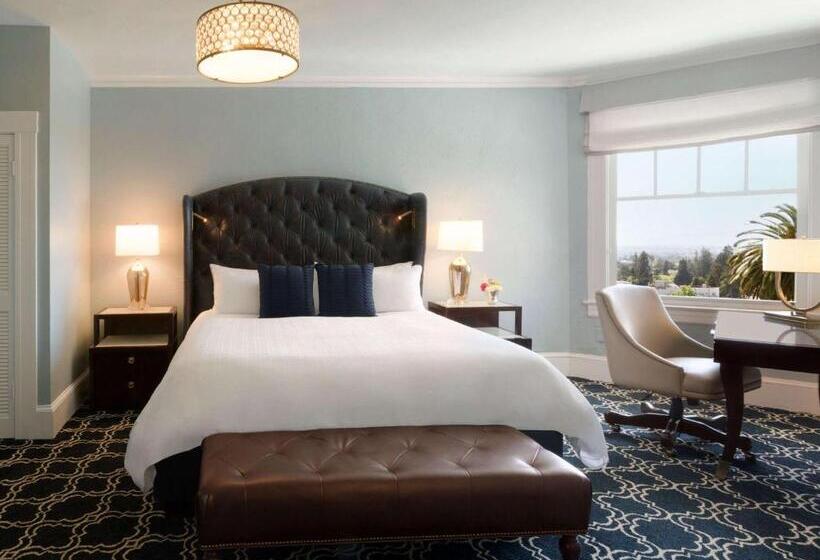 适合残疾人士使用的带超级大床的标准间, Claremont Resort & Club