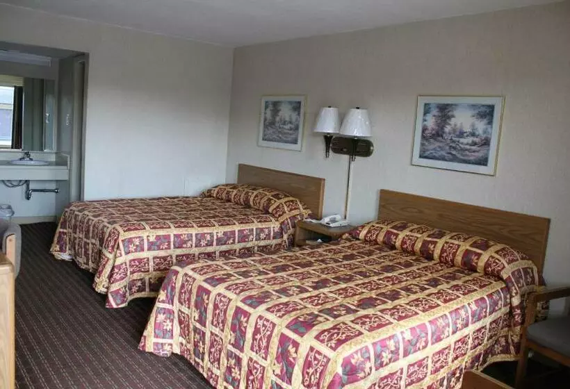 ２ダブルベッドのスタンダードルーム, Budget Host Inn Bristol