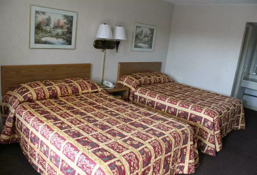 ２ダブルベッドのスタンダードルーム, Budget Host Inn Bristol