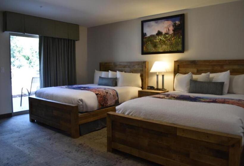 غرفة قياسية, Bumbleberry Inn