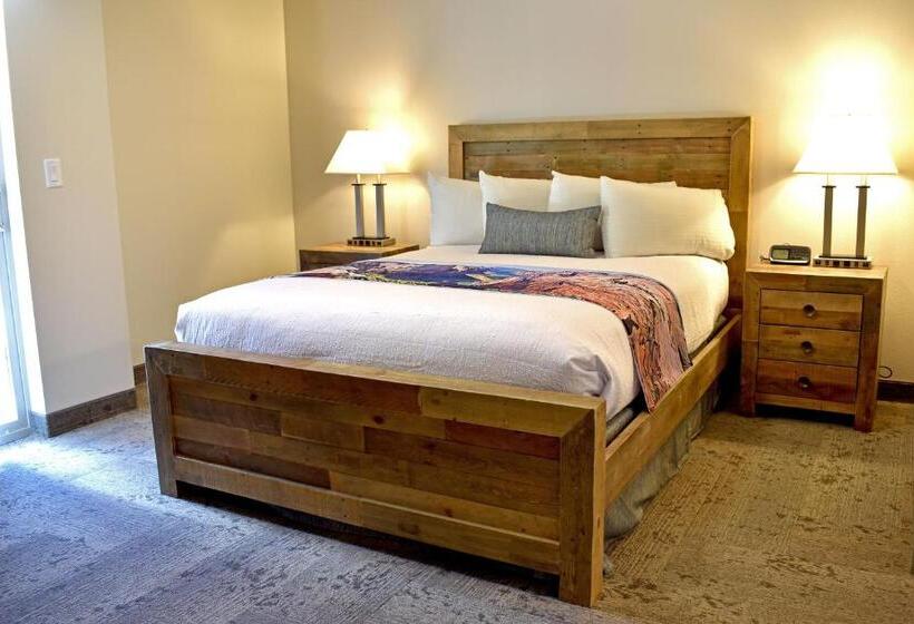 غرفة سوبيريور, Bumbleberry Inn