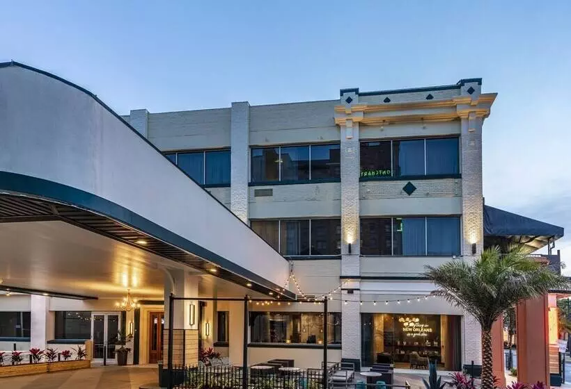 Standard-huone King-vuode, St Charles Coach House, Ascend Hotel Collection