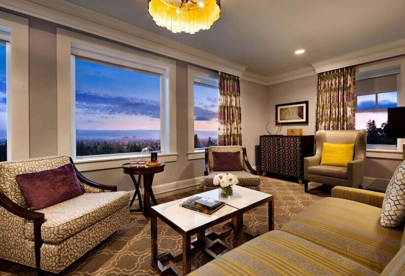 可观景的套房, Claremont Resort & Club