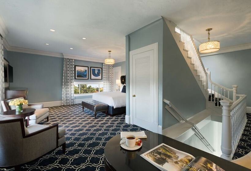 可观景的套房, Claremont Resort & Club