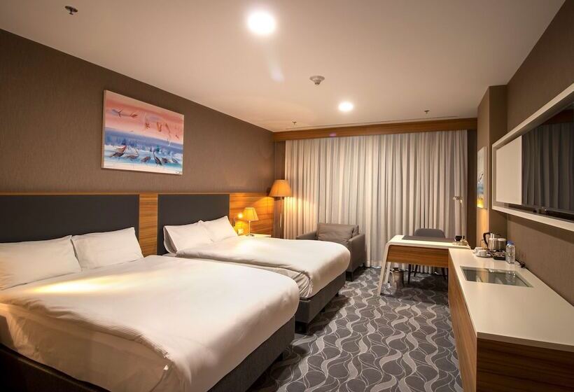 Standard-huone 2 Parivuodetta, Doubletree By Hilton Ankara Incek