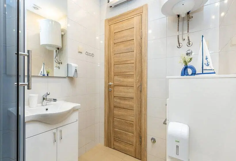 آپارتمان 1 خوابه, Apart Hotel Ms Katunjanin