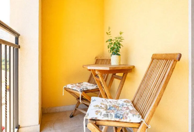 آپارتمان 1 خوابه, Apart Hotel Ms Katunjanin