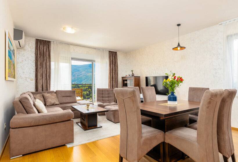 آپارتمان 3 خوابه, Apart Hotel Ms Katunjanin