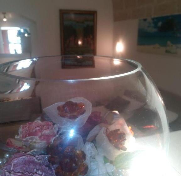 四人高级间, Domus Del Borgo Antico