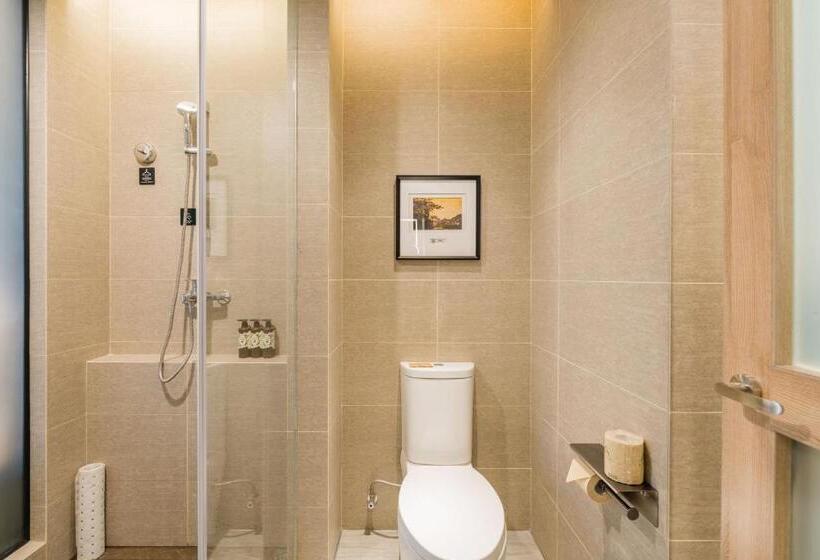 غرفة تنفيذية, Atour