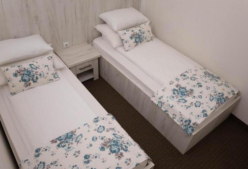 سوئیت پرزیدنت, Villa Grande