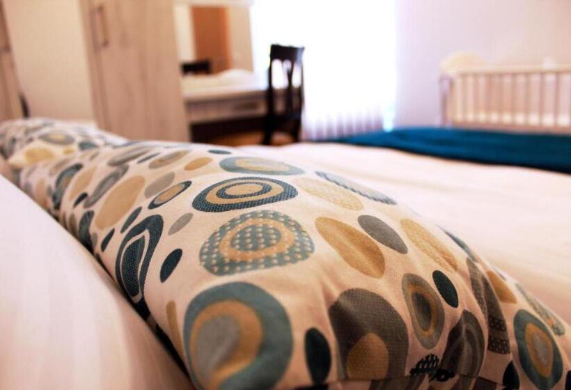 سوئیت پرزیدنت, Villa Grande