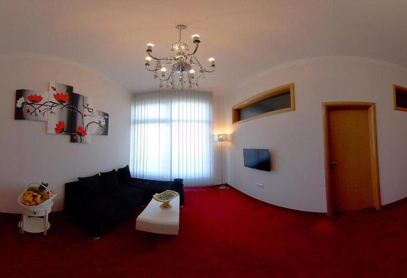 آپارتمان 2 خوابه, Villa Grande