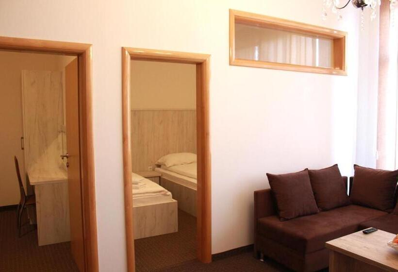 آپارتمان 2 خوابه, Villa Grande