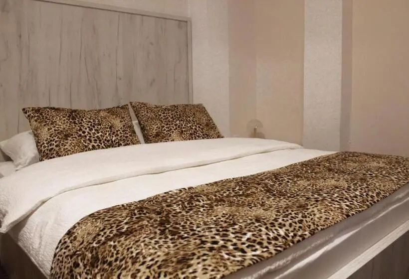 آپارتمان 2 خوابه, Villa Grande