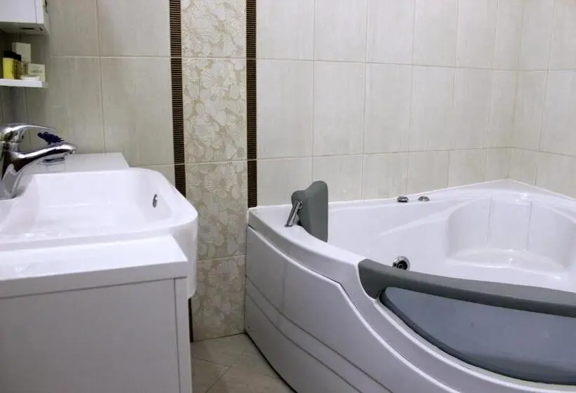 آپارتمان 1 خوابه با تراس, Villa Grande