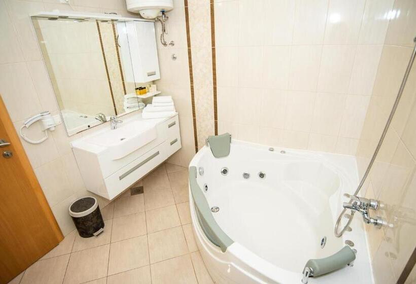 آپارتمان 1 خوابه با تراس, Villa Grande