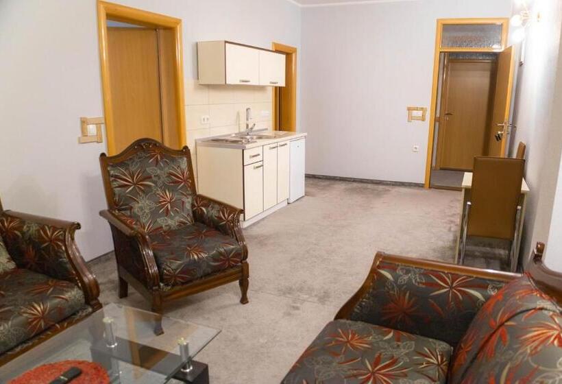 آپارتمان 1 خوابه با تراس, Villa Grande