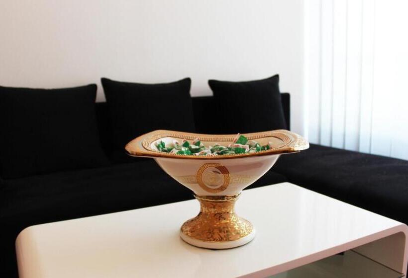 آپارتمان 2 خوابه, Villa Grande