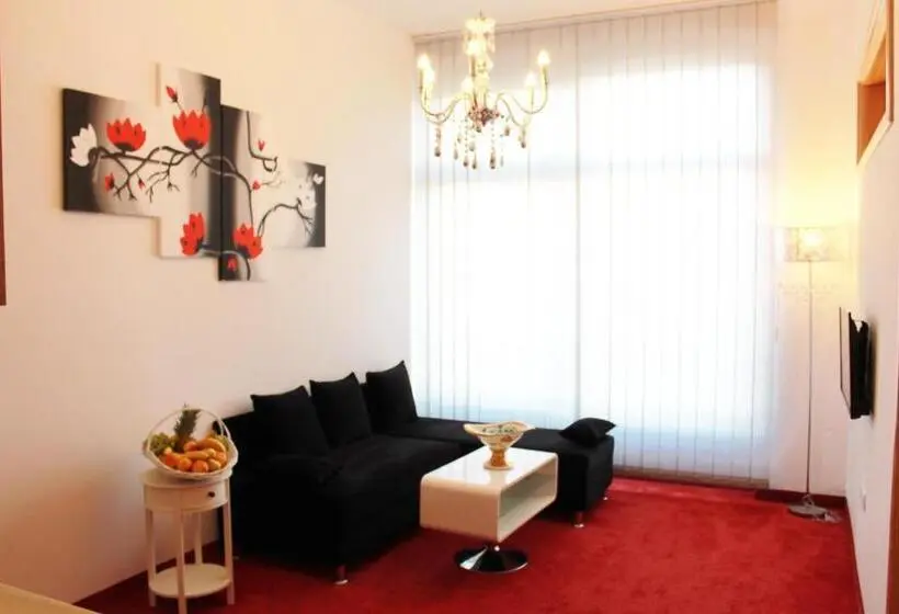 آپارتمان 2 خوابه, Villa Grande