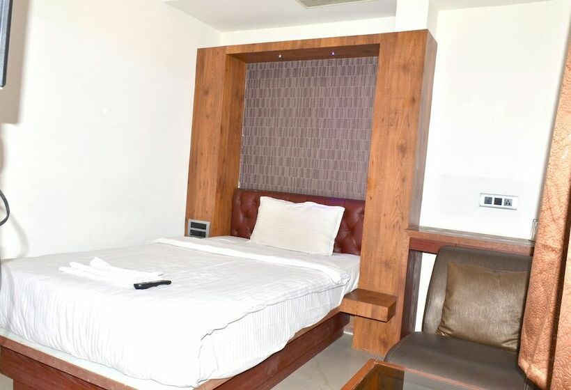 디럭스 룸, Fabhotel Adya Classic