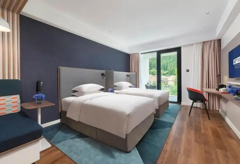 ２ダブルベッドのスタンダードルーム, Holiday Inn Express Qiliping, An Ihg