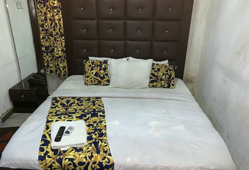 سوییت, Tega Suites