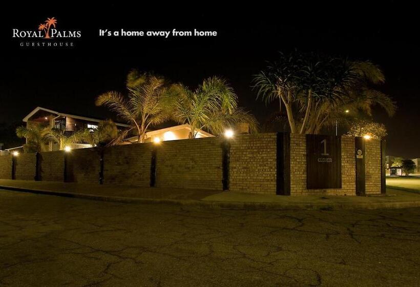 اتاق استاندارد, Royal Palms Guest House