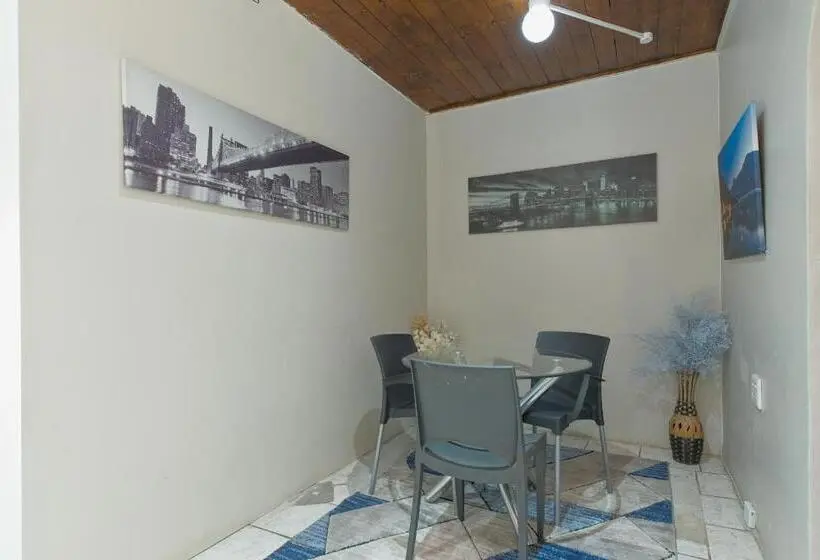 خانه 4 خوابه, Royal Palms Guest House