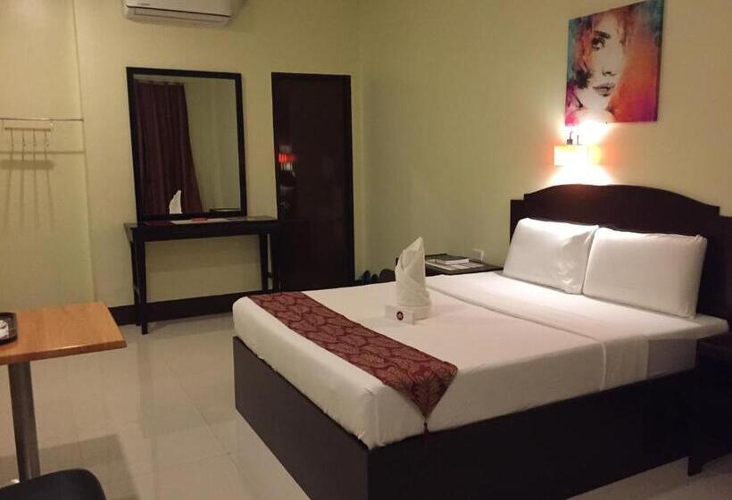 استودیوی لوکس, Hollywood Suites