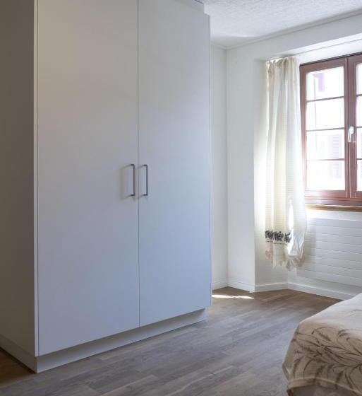 スタンダードルーム, Hôtel Du Cheval Blanc