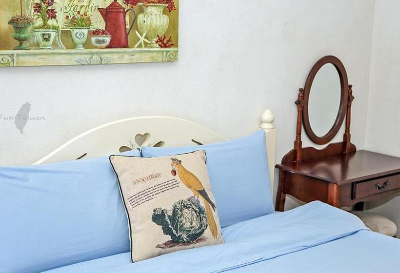 اتاق استاندارد چهار تخته, Remis Villa