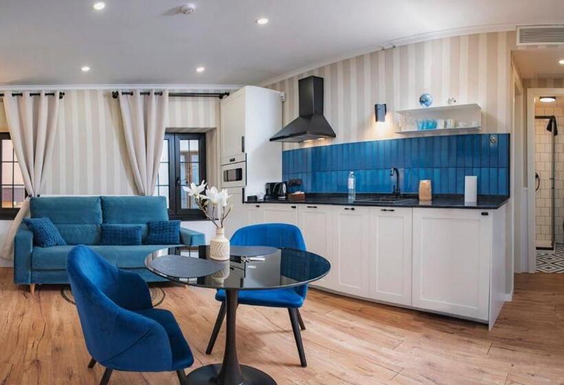 דירת חדר, Breeze Aparthotel By Parrot`s House