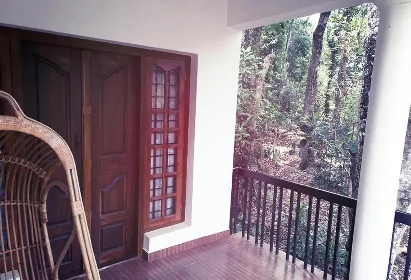 マウンテンビュースイート, Hill Mist Thekkady