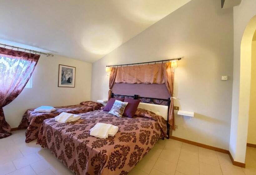 חדר קלאסי לשלושה, Rinascimento