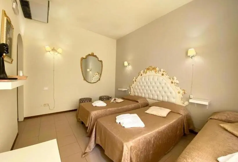 Classic Quadruple Occupancy Room
