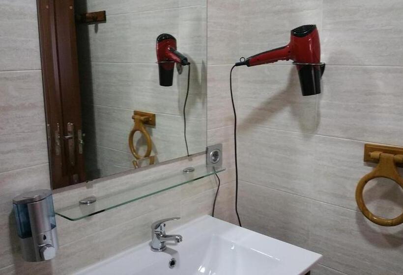 חדר אקונומי, Sotel Valle Guadiaro