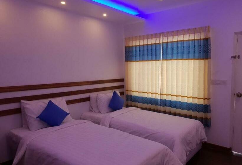Egyágyas Deluxe Szoba, Hudhuvelimaldives
