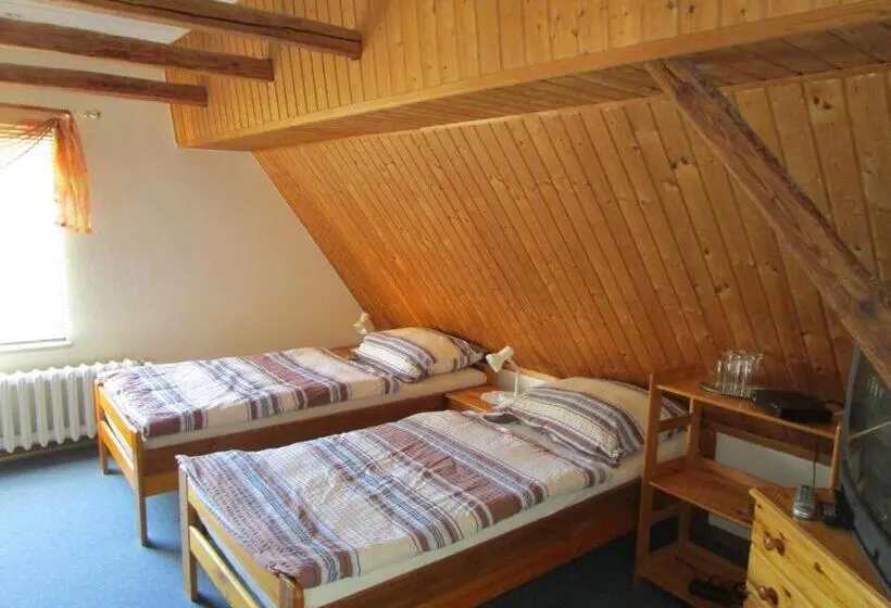 スタンダード4人部屋, Pension Sabine