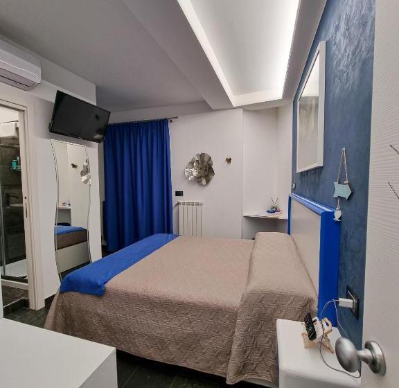 اتاق استاندارد با چشمانداز باغ, Oltremare Giovino