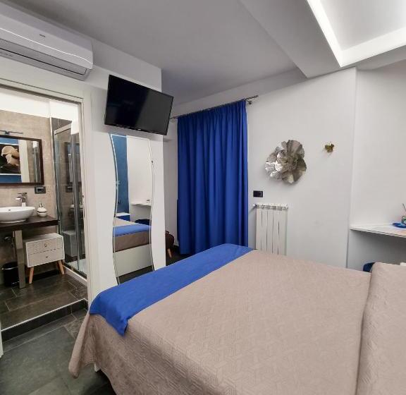 اتاق استاندارد با چشمانداز باغ, Oltremare Giovino