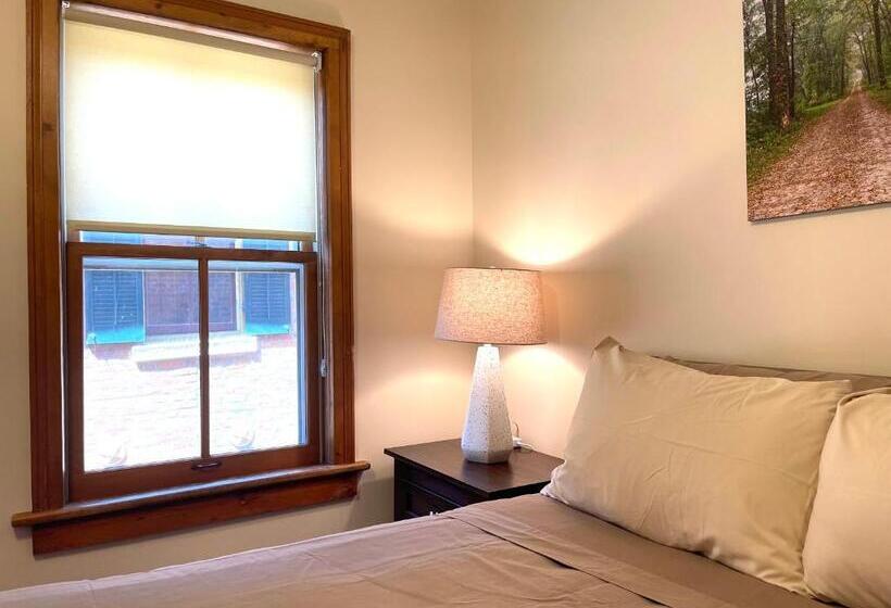 スーペリアールーム, Riverboat Suites