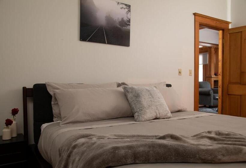 プレジデントスイートルーム, Riverboat Suites