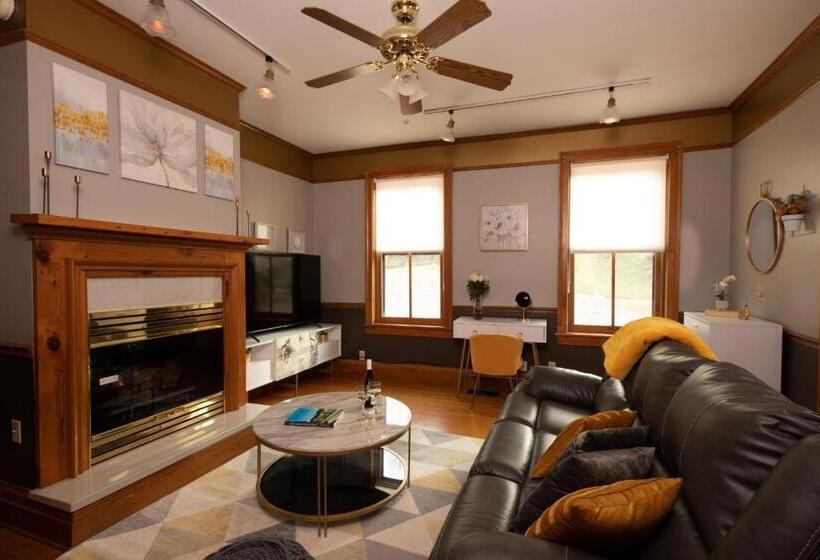 デラックススイート, Riverboat Suites